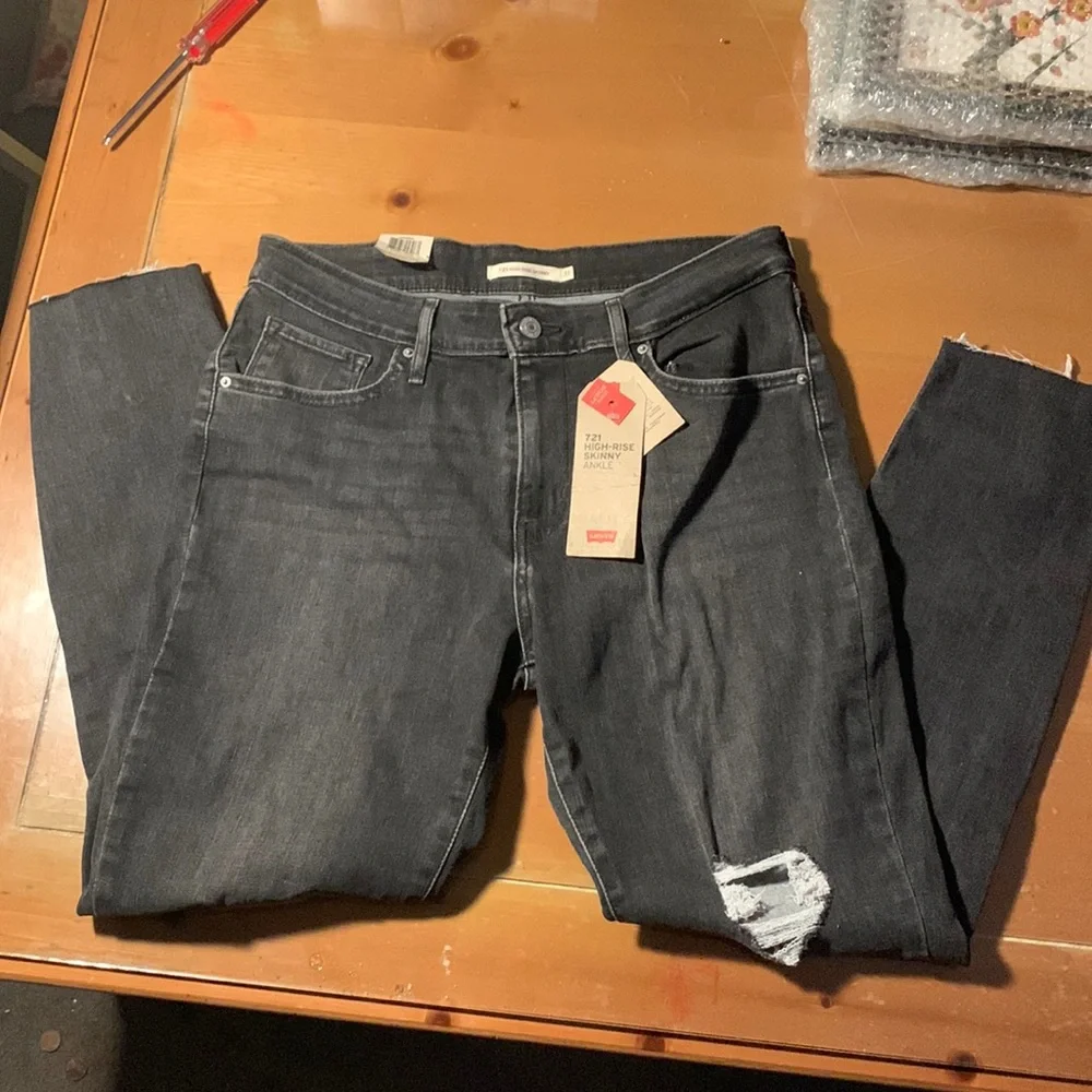 Levi’s 721 high-rise skinny ankle size 31 black - Picture 1 of 4